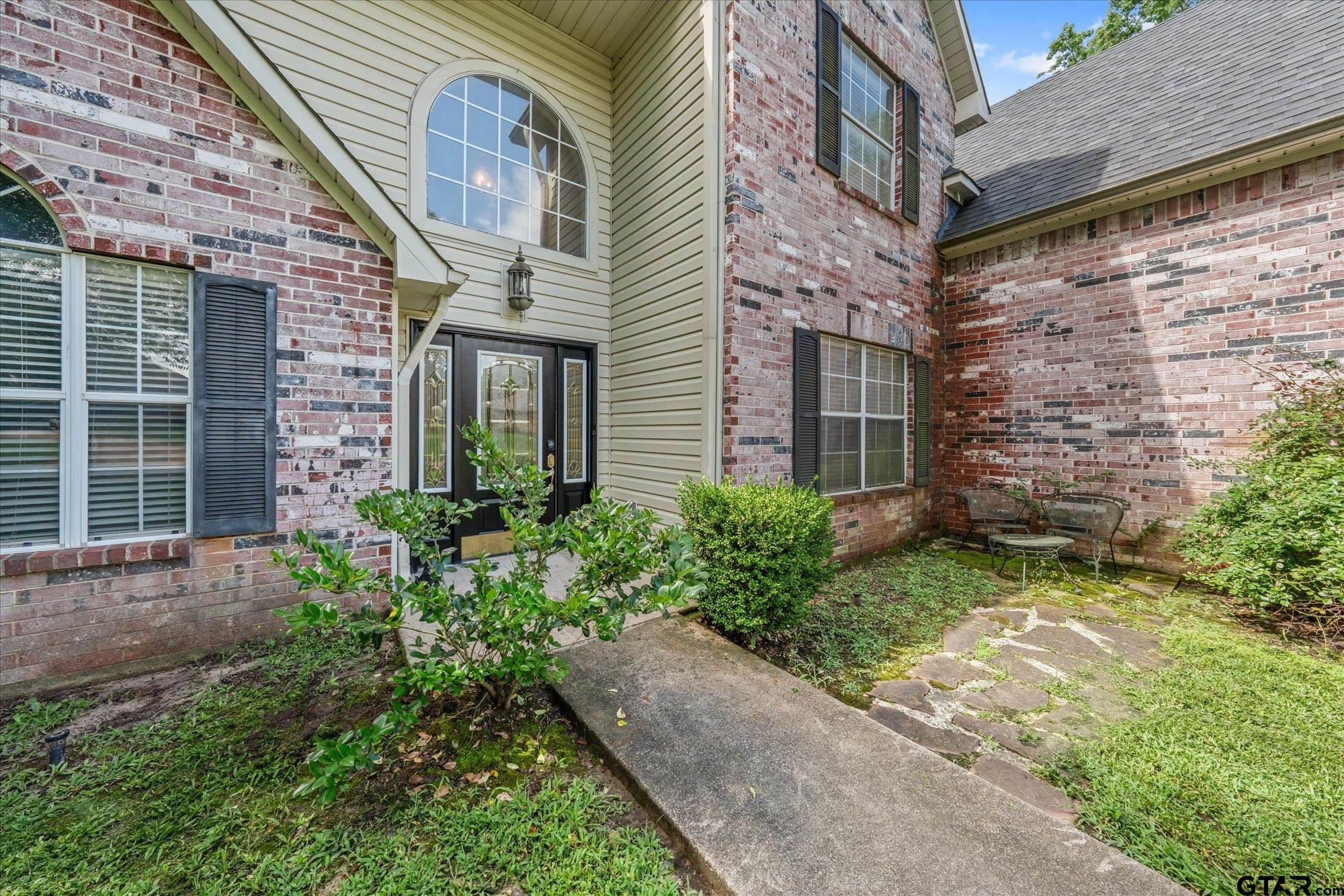 2807 Augusta Dr