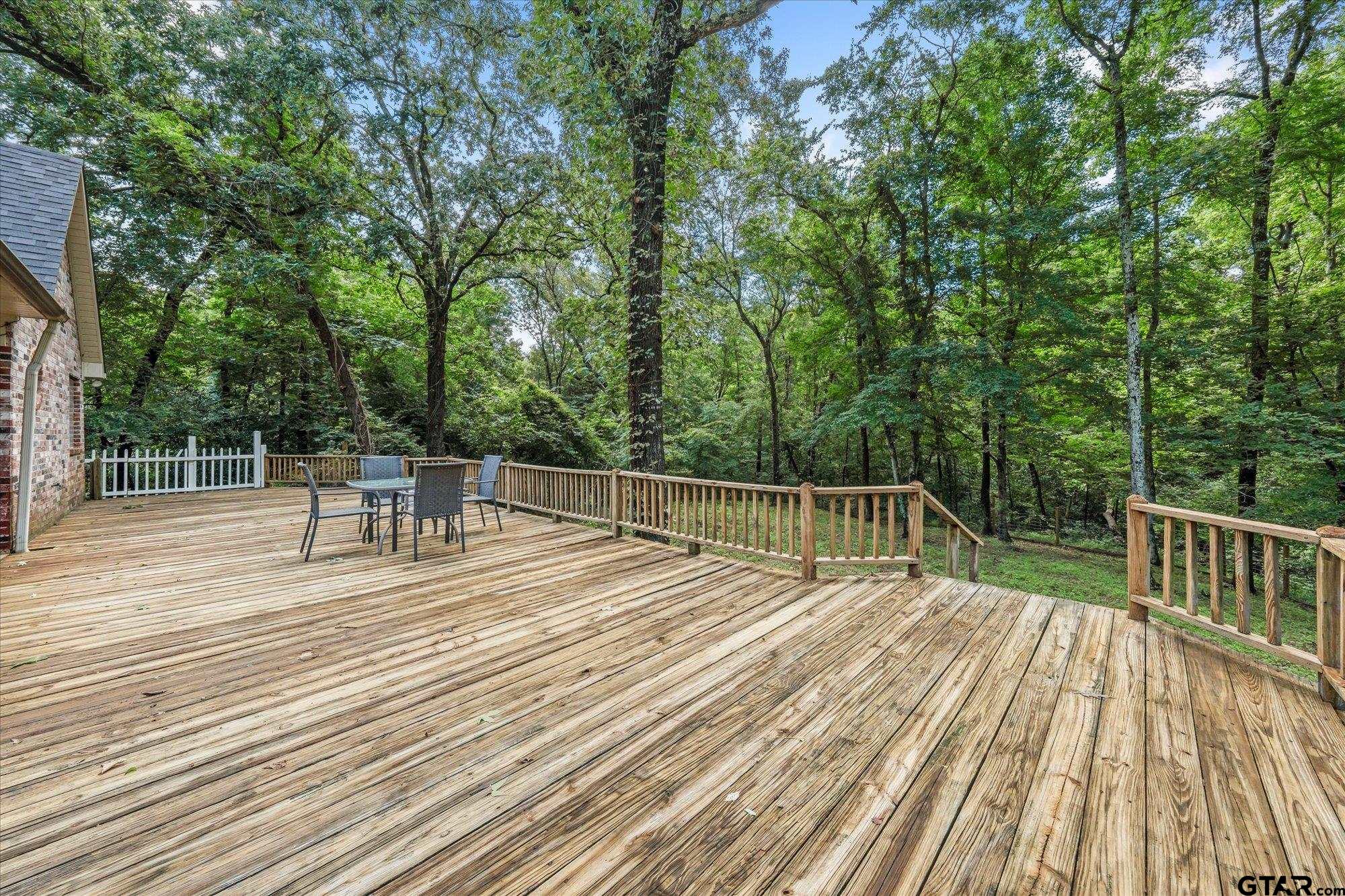 2807 Augusta Dr