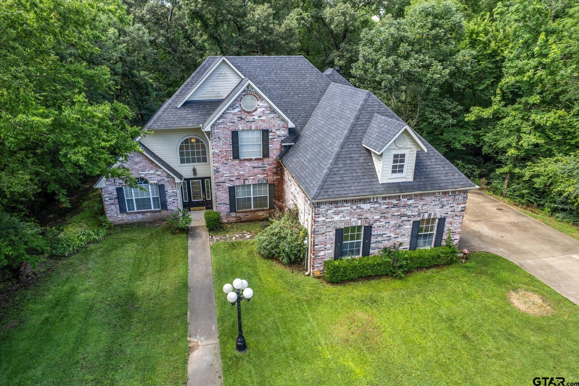 2807 Augusta Dr