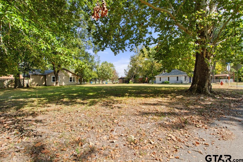 111 Mallory