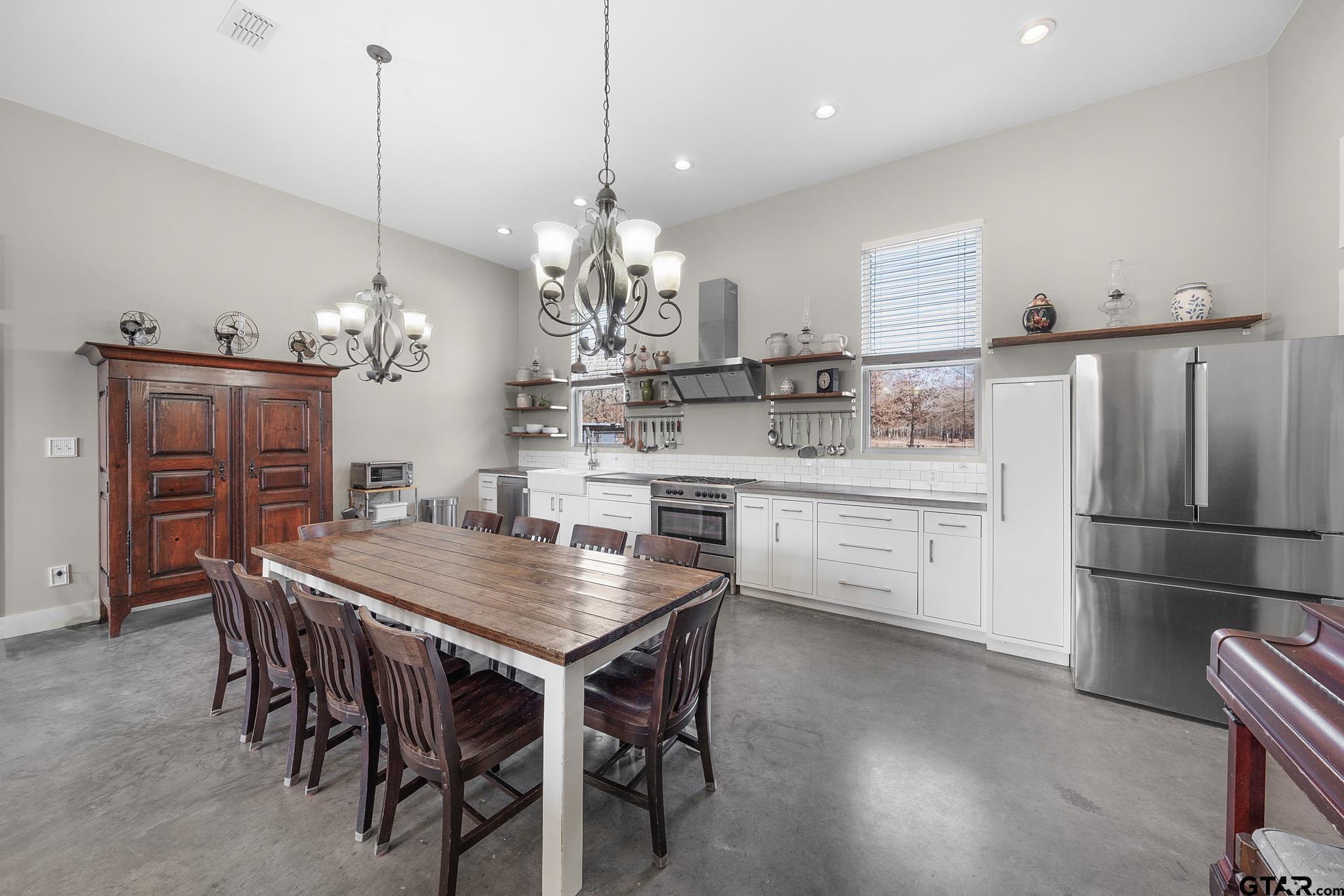2640 County Road 1030 NW