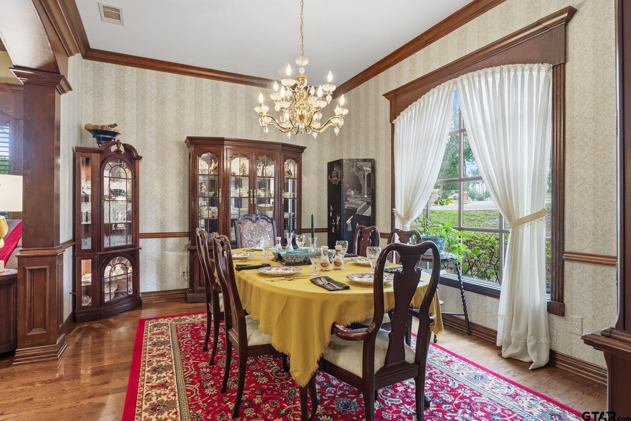 1101 Garden Park Cir