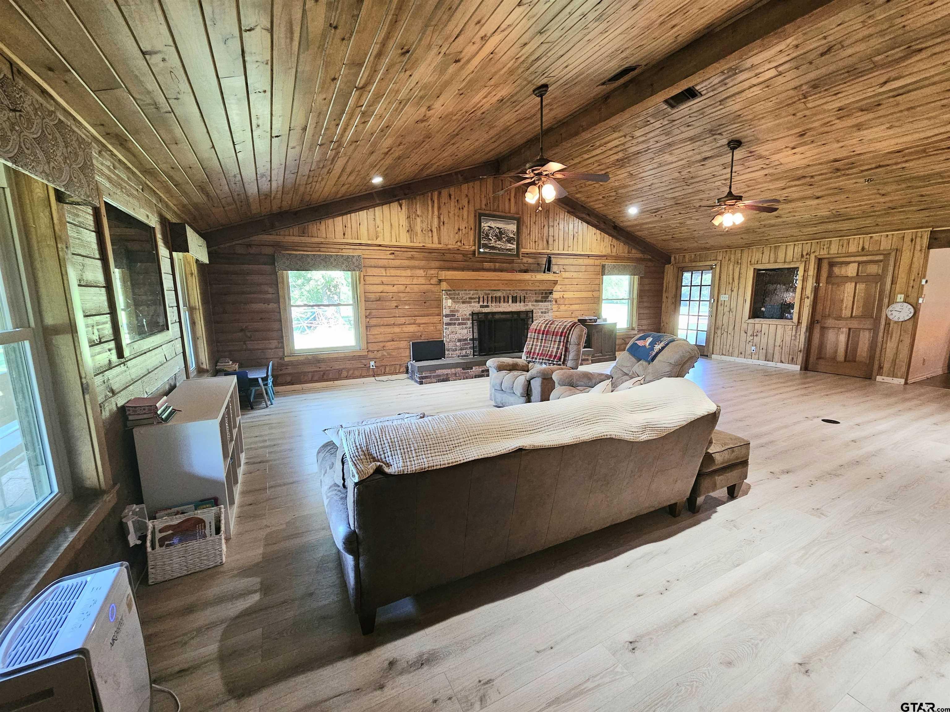 395 Bolding RD