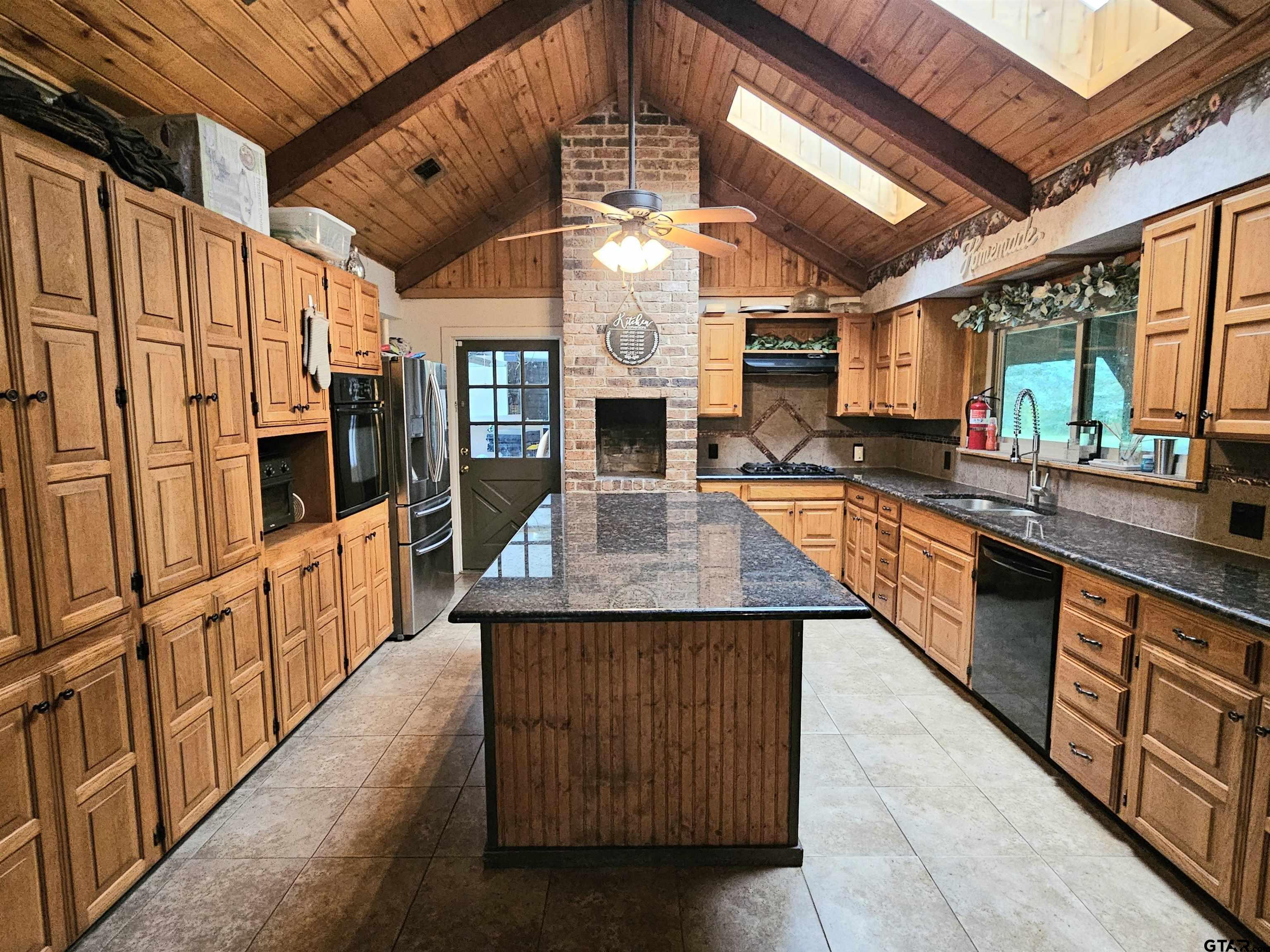 395 Bolding RD