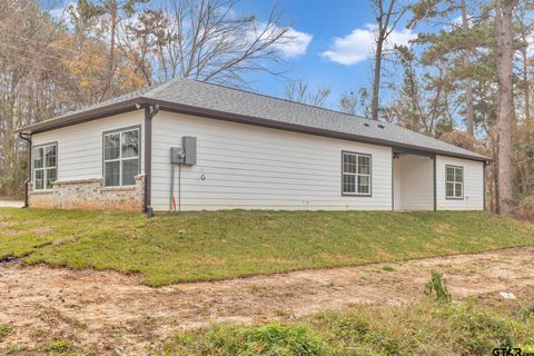 A home in Bullard