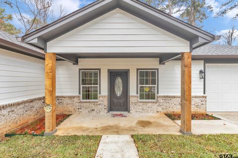 A home in Bullard