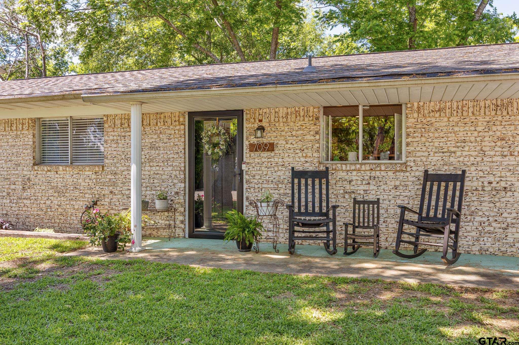 709 Donnaberry Ct