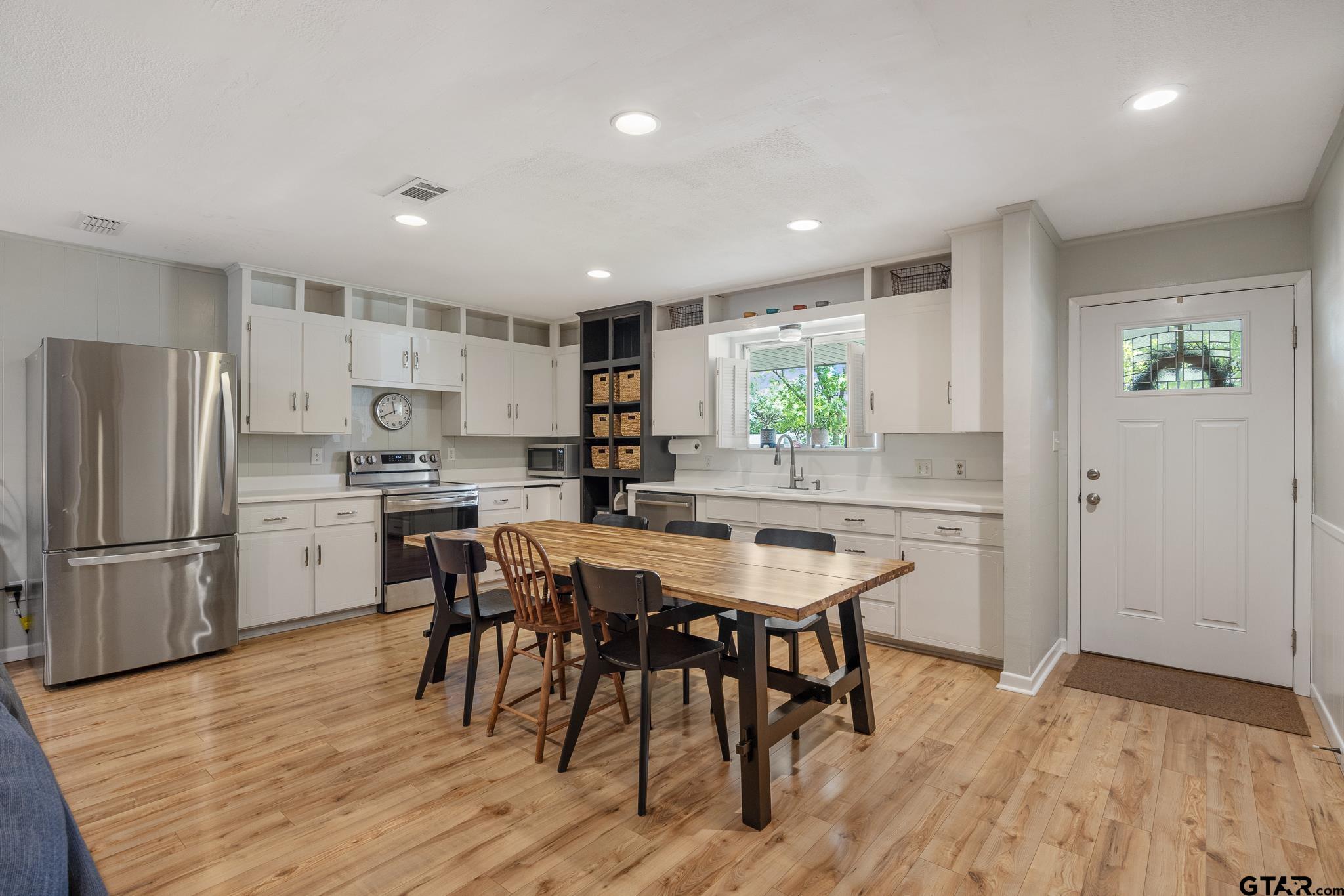709 Donnaberry Ct