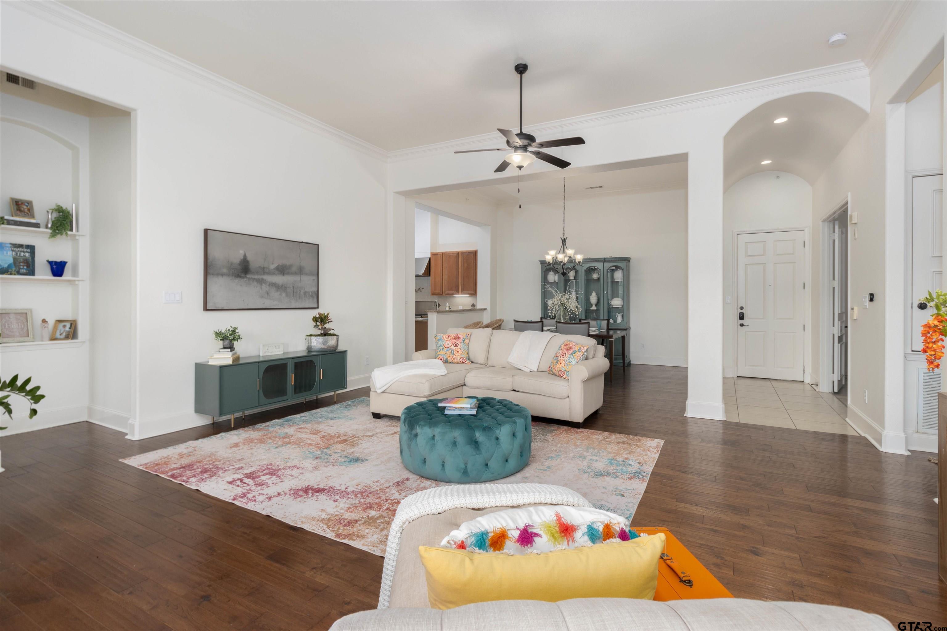 3351 Cascades Ct #327