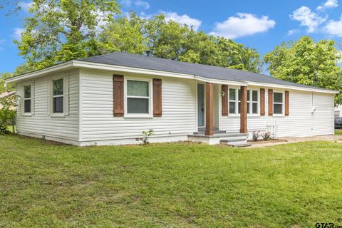 102 Hodges Arp TX 75750
