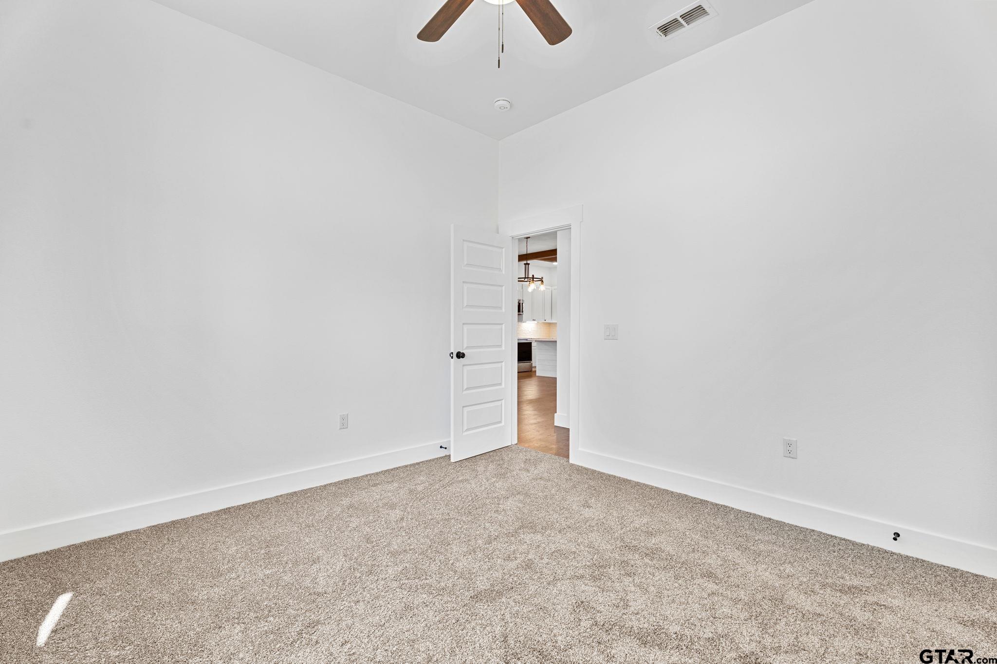 Mineola, Texas 75773, United States, 3 Bedrooms Bedrooms, ,2 BathroomsBathrooms,Residential,Active,12092