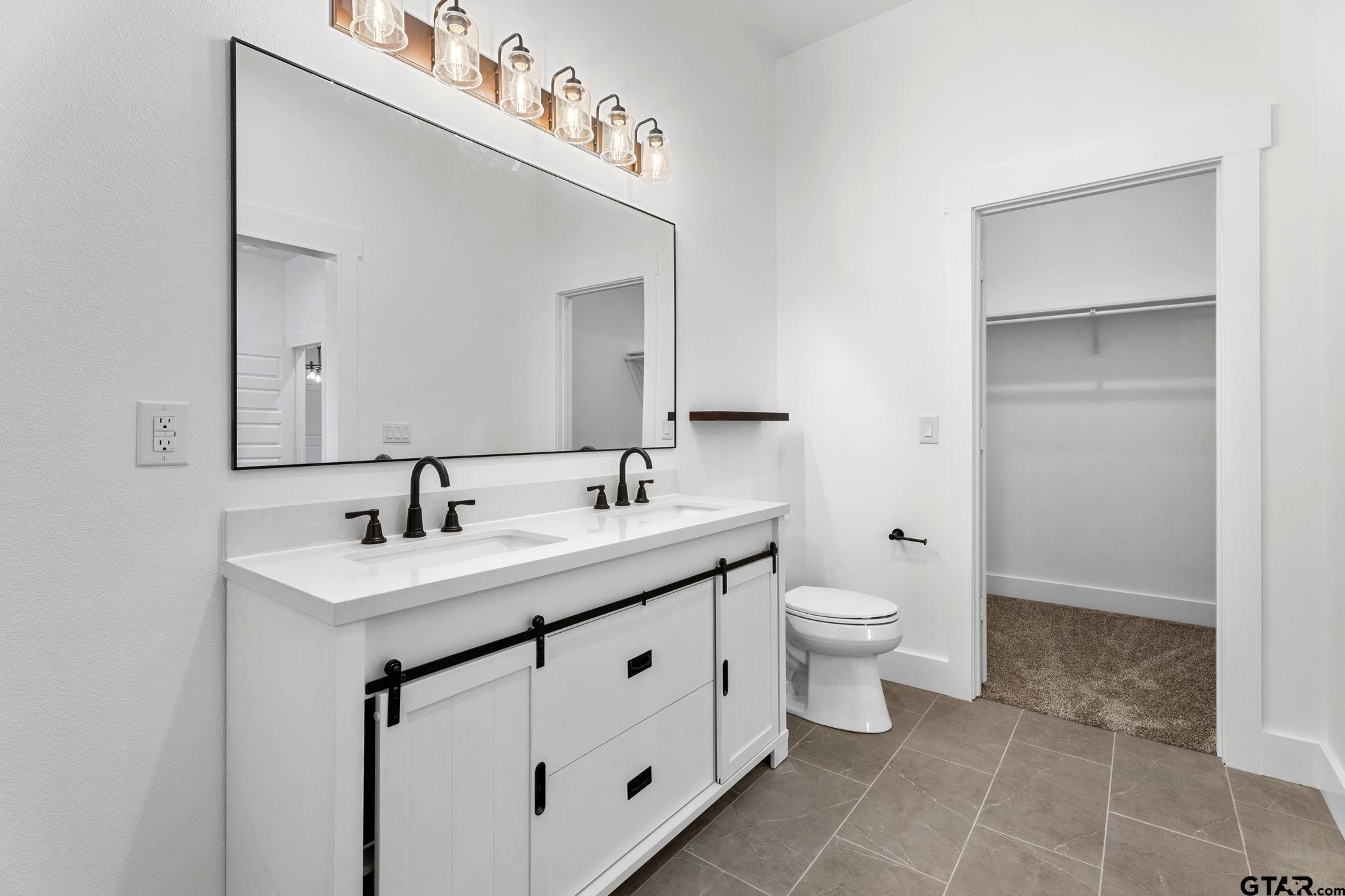 Mineola, Texas 75773, United States, 3 Bedrooms Bedrooms, ,2 BathroomsBathrooms,Residential,Active,12092