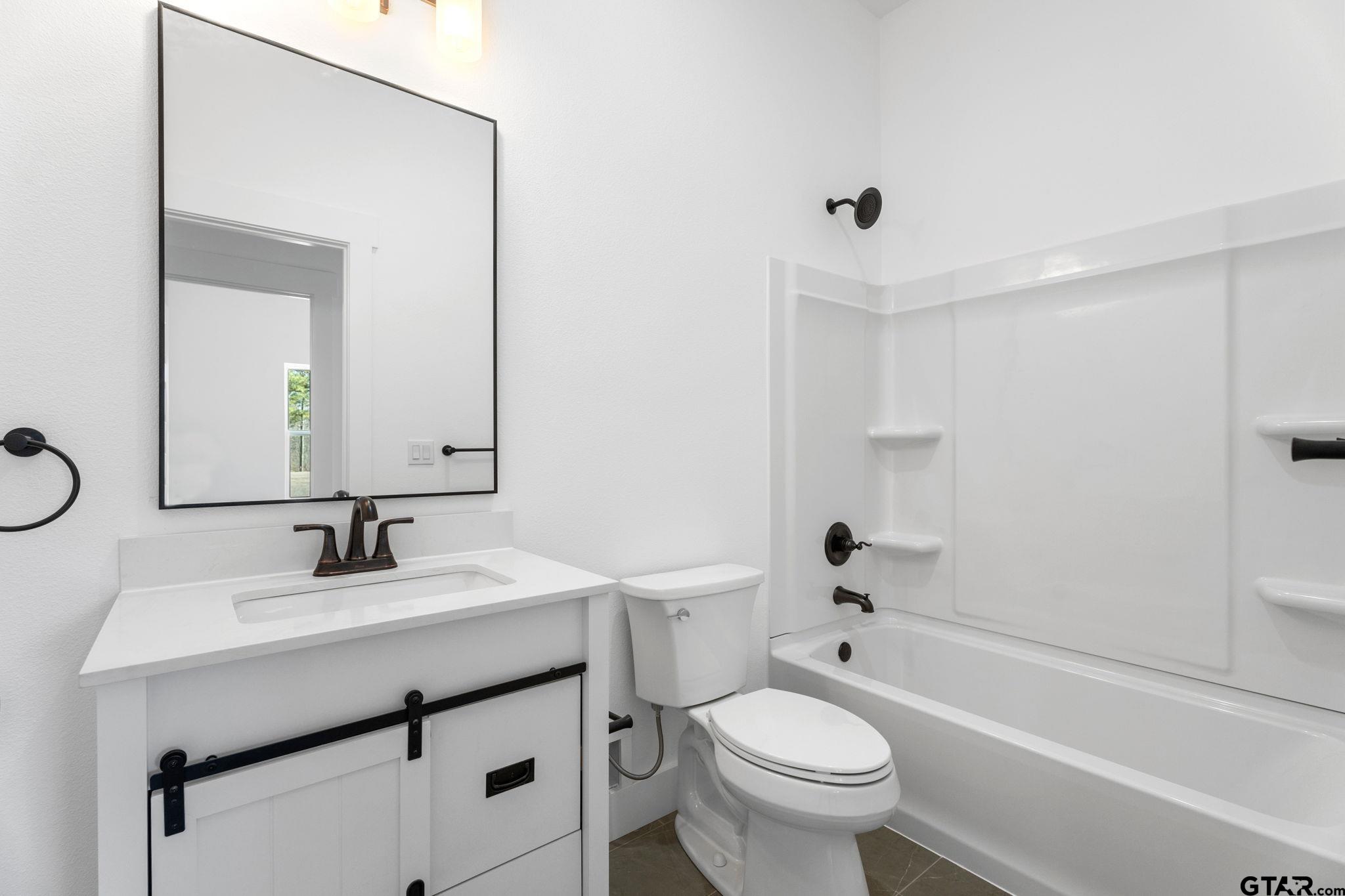 Mineola, Texas 75773, United States, 3 Bedrooms Bedrooms, ,2 BathroomsBathrooms,Residential,Active,12092