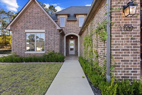 1709 Legacy Ct Tyler TX 75703