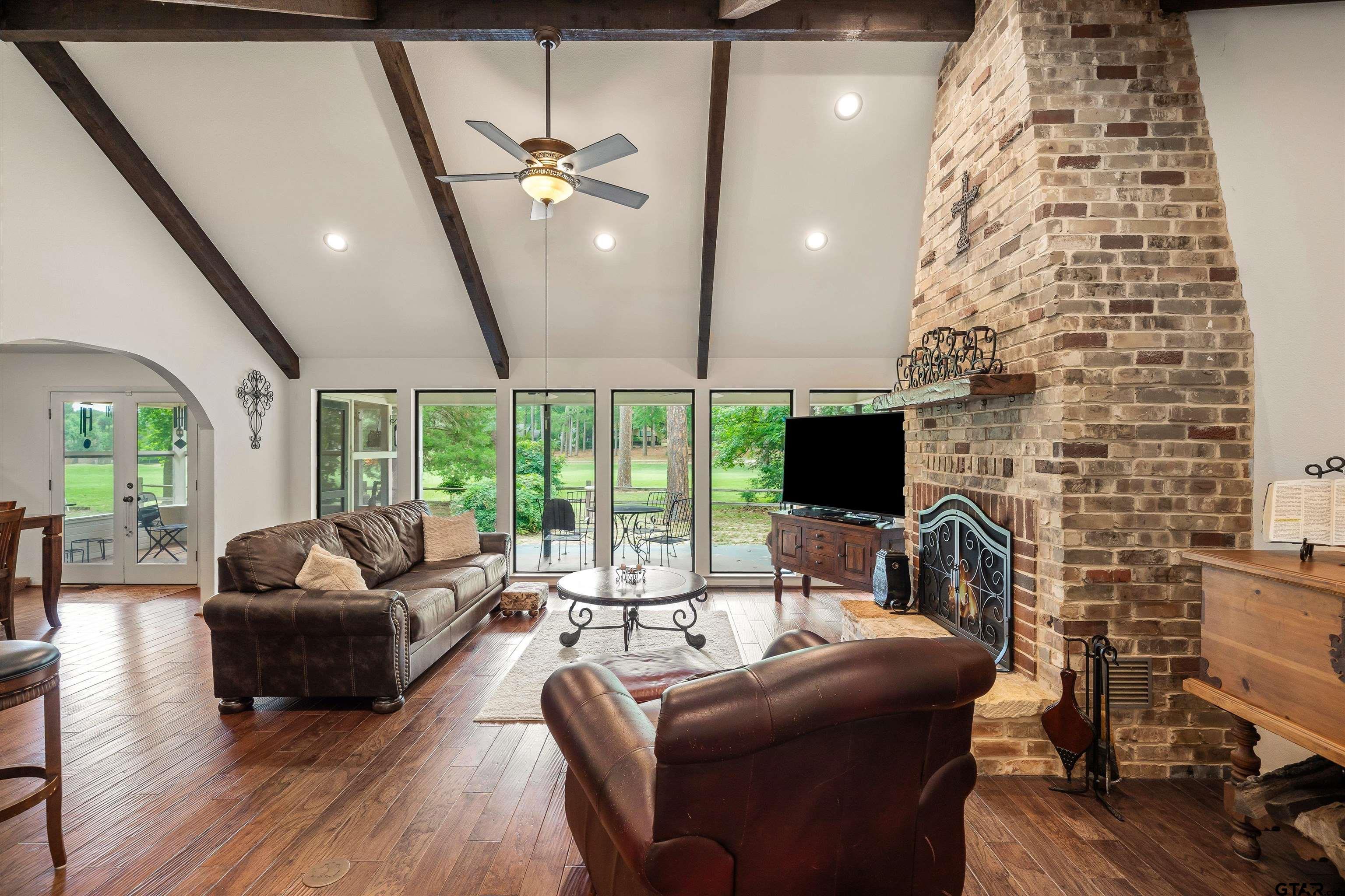 442 Greenbriar Trail