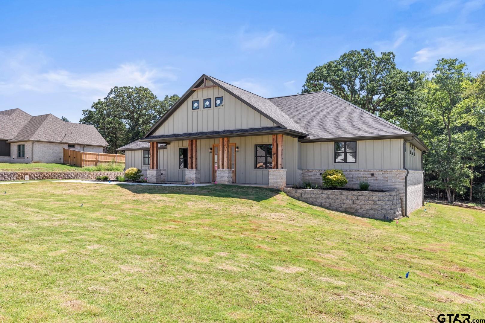 14533 Woodland Creek Dr