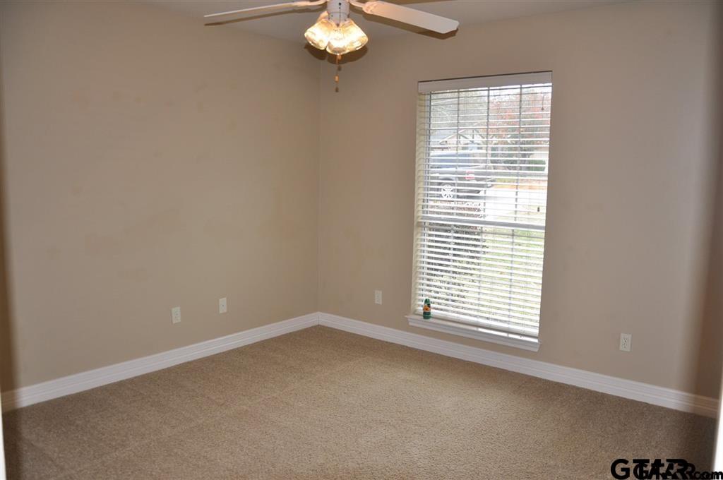2257 Balsam Gap