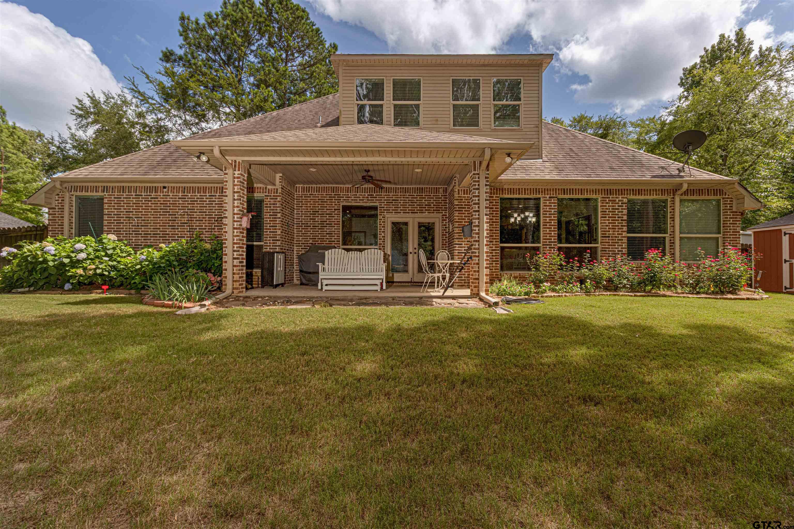 1604 CIMMARRON TRL