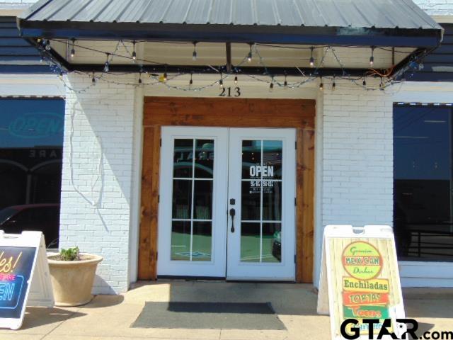 213 S Ragsdale
