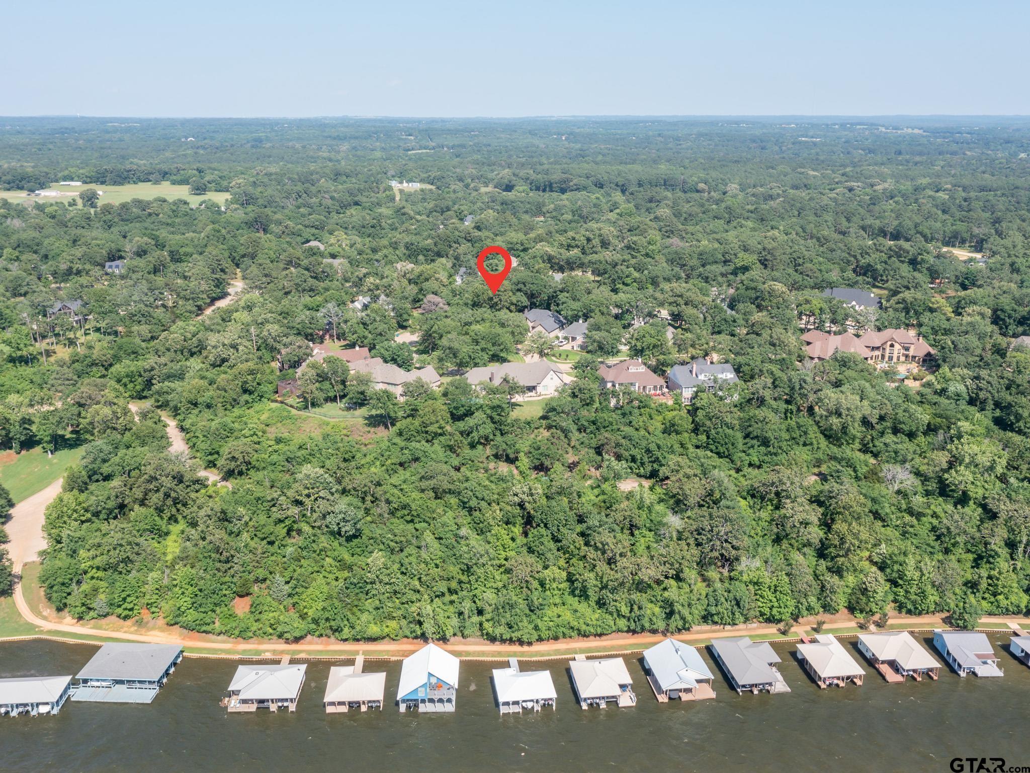 160 Eagles Bluff Blvd