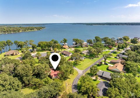 21743 South Shore Dr Chandler TX 75758