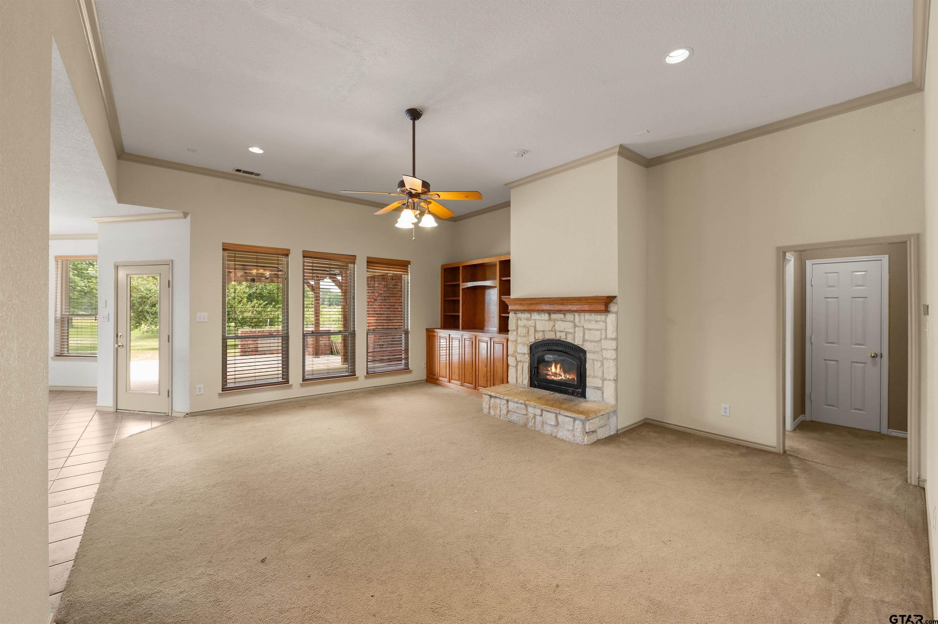 1745 County Road 1570