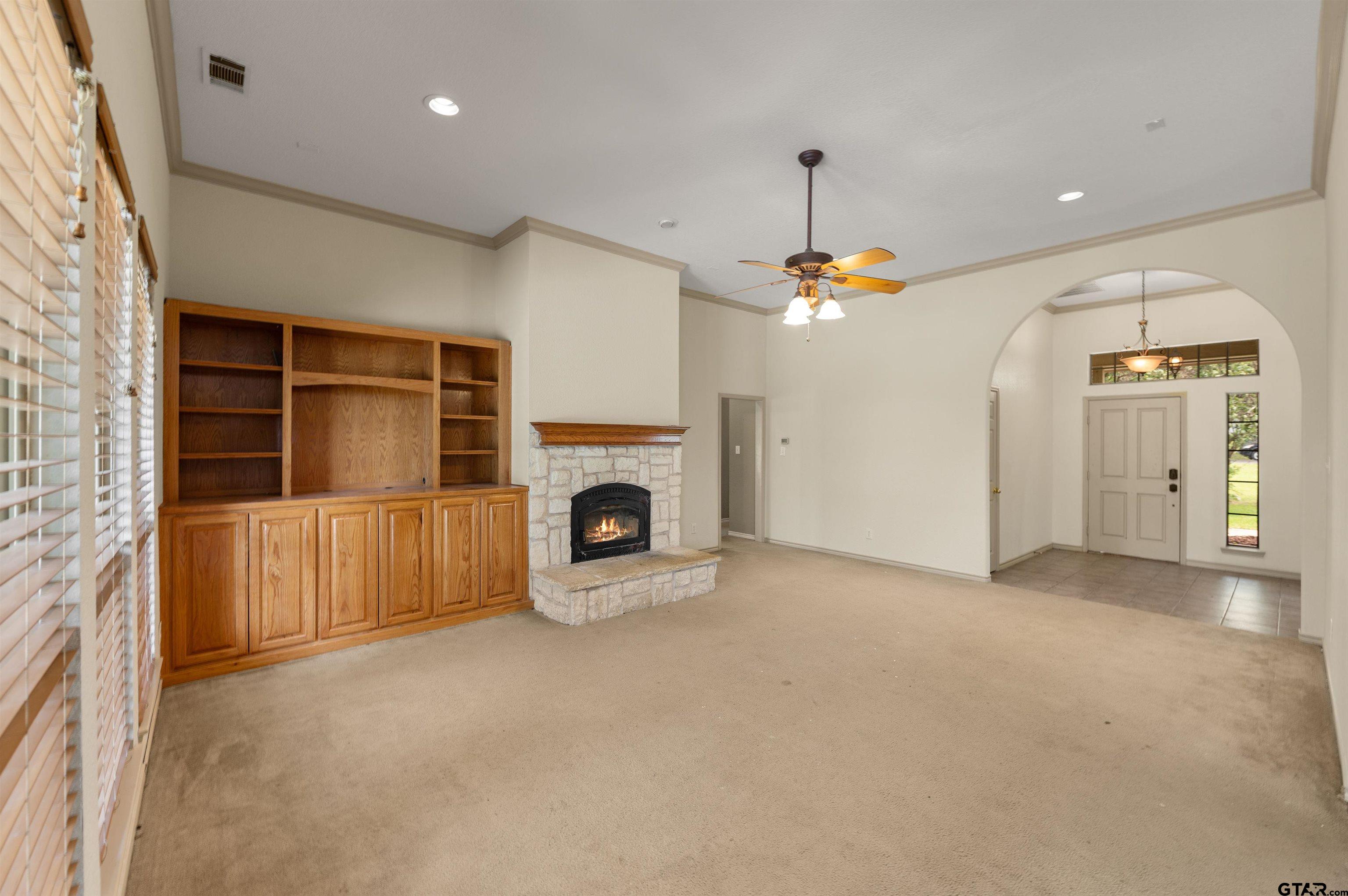 1745 County Road 1570