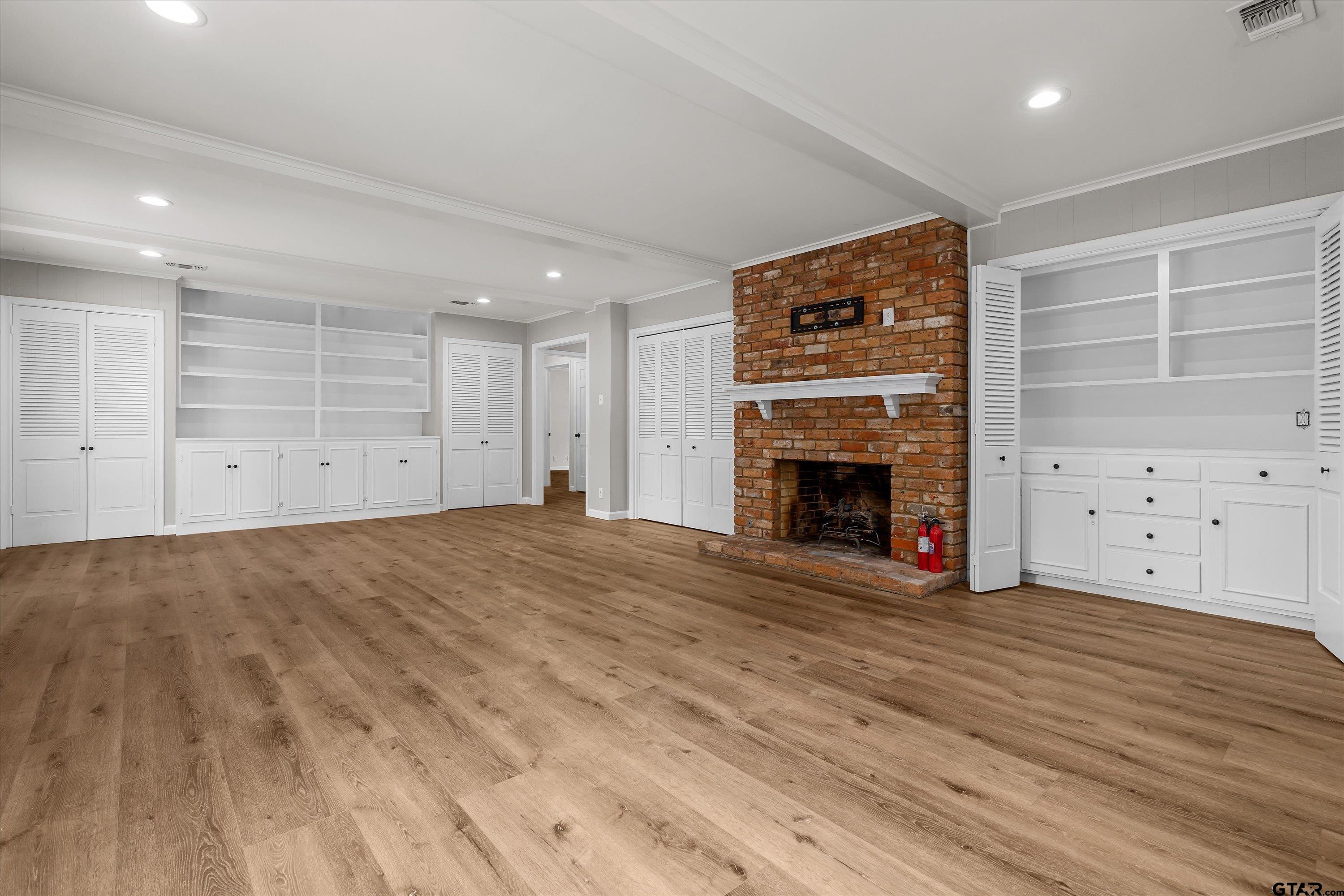 2917 Sunnybrook Drive