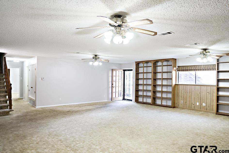11133 St Hwy 19 N
