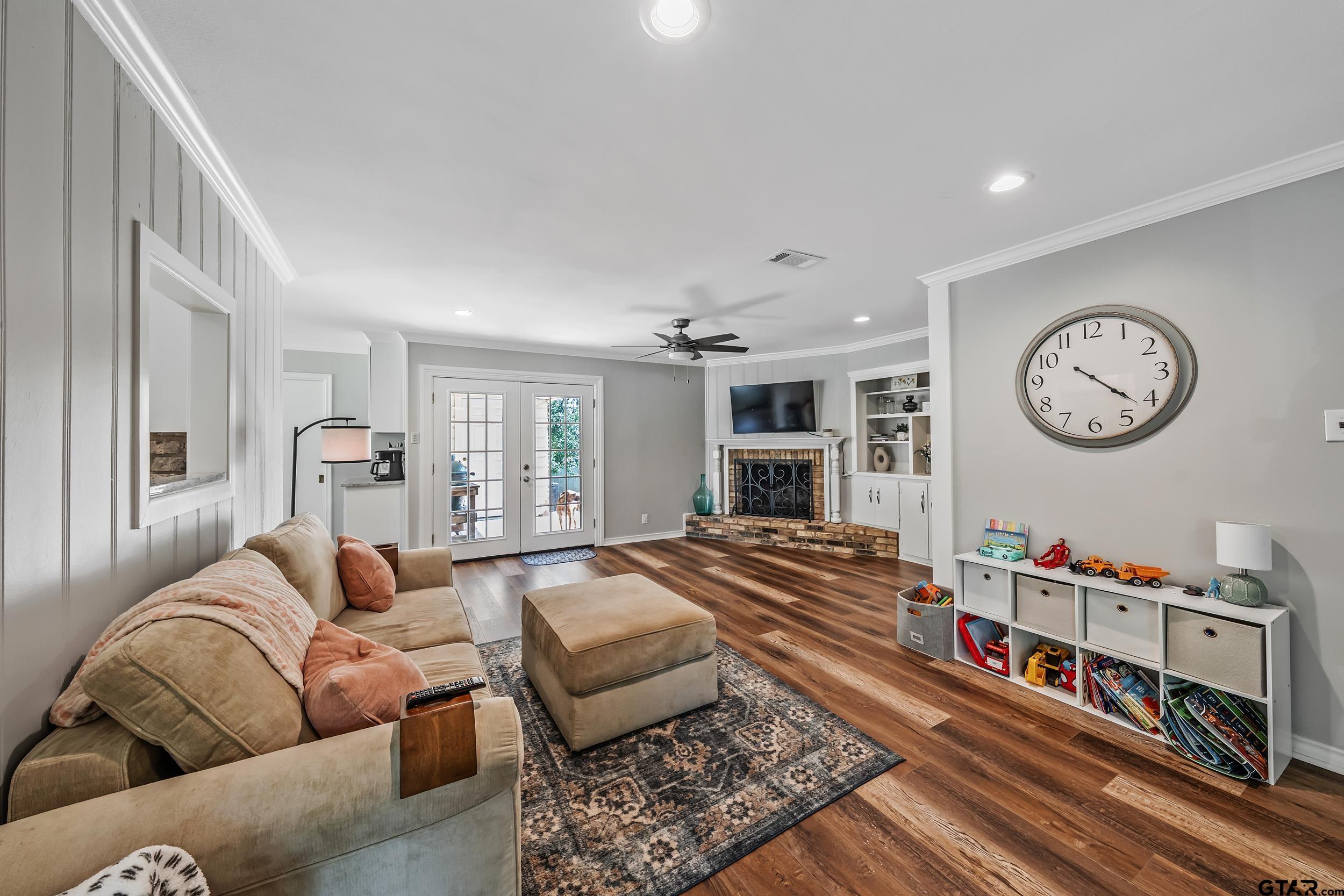 1025 Clyde Drive