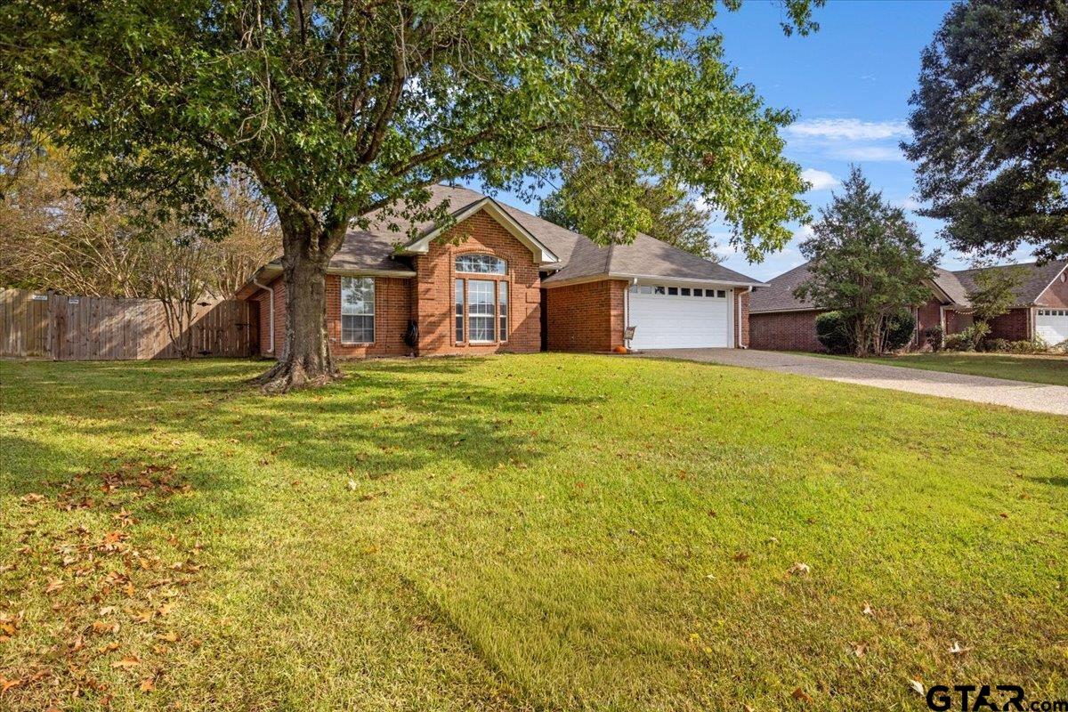 1610 Waterton Circle