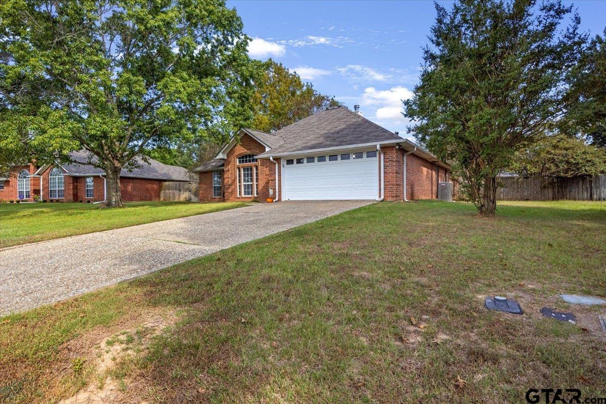 1610 Waterton Circle