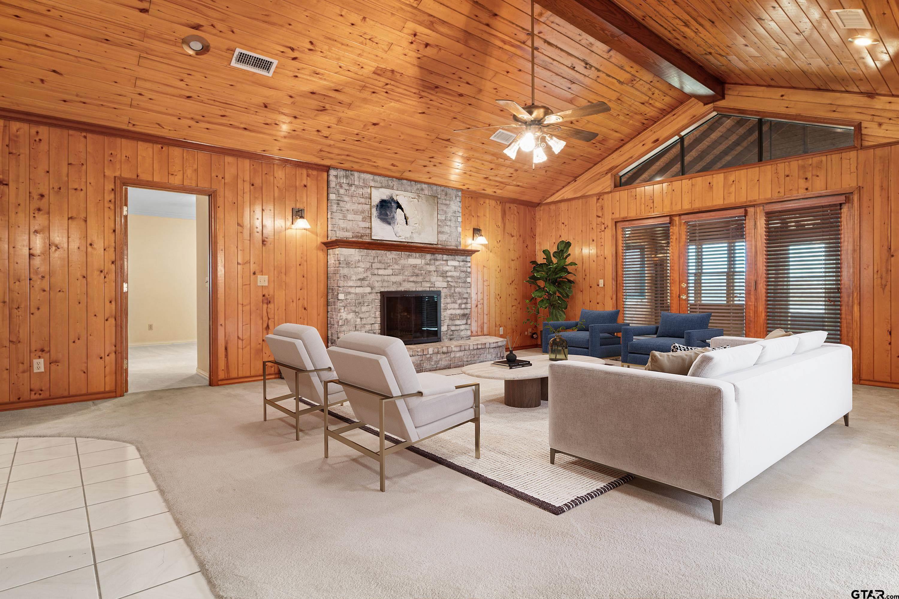 205 Private Road 5568