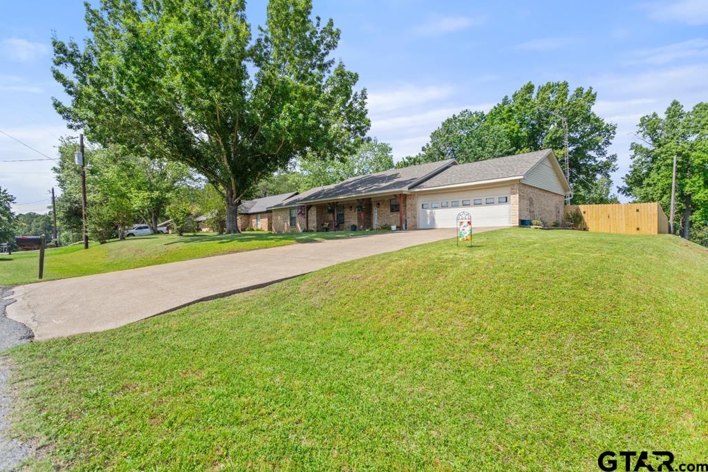 9303 Londonderry Dr