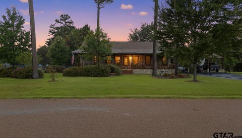 509 Wildewood Drive Chandler TX 75758