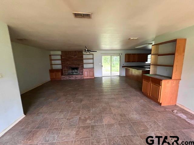 Tyler, Texas 75707, United States, 3 Bedrooms Bedrooms, ,3 BathroomsBathrooms,Residential,Pending,117804