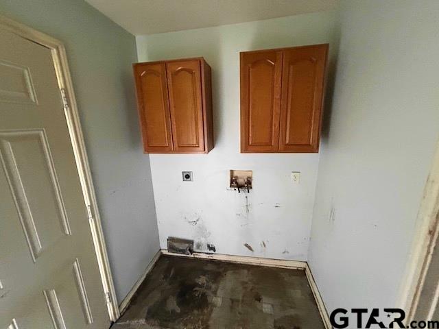 Tyler, Texas 75707, United States, 3 Bedrooms Bedrooms, ,3 BathroomsBathrooms,Residential,Pending,117804