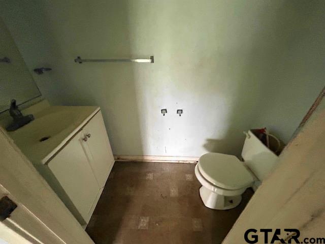 Tyler, Texas 75707, United States, 3 Bedrooms Bedrooms, ,3 BathroomsBathrooms,Residential,Pending,117804