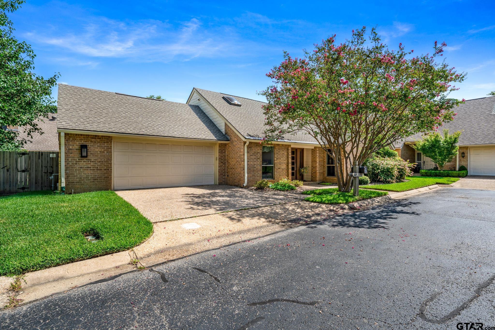 822 Ashford Court