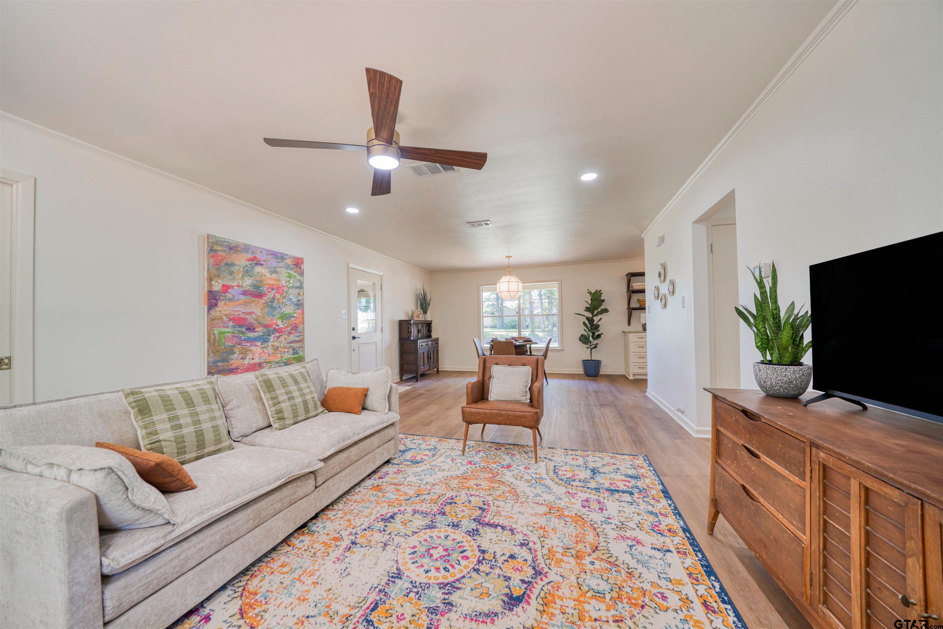 108 Mockingbird