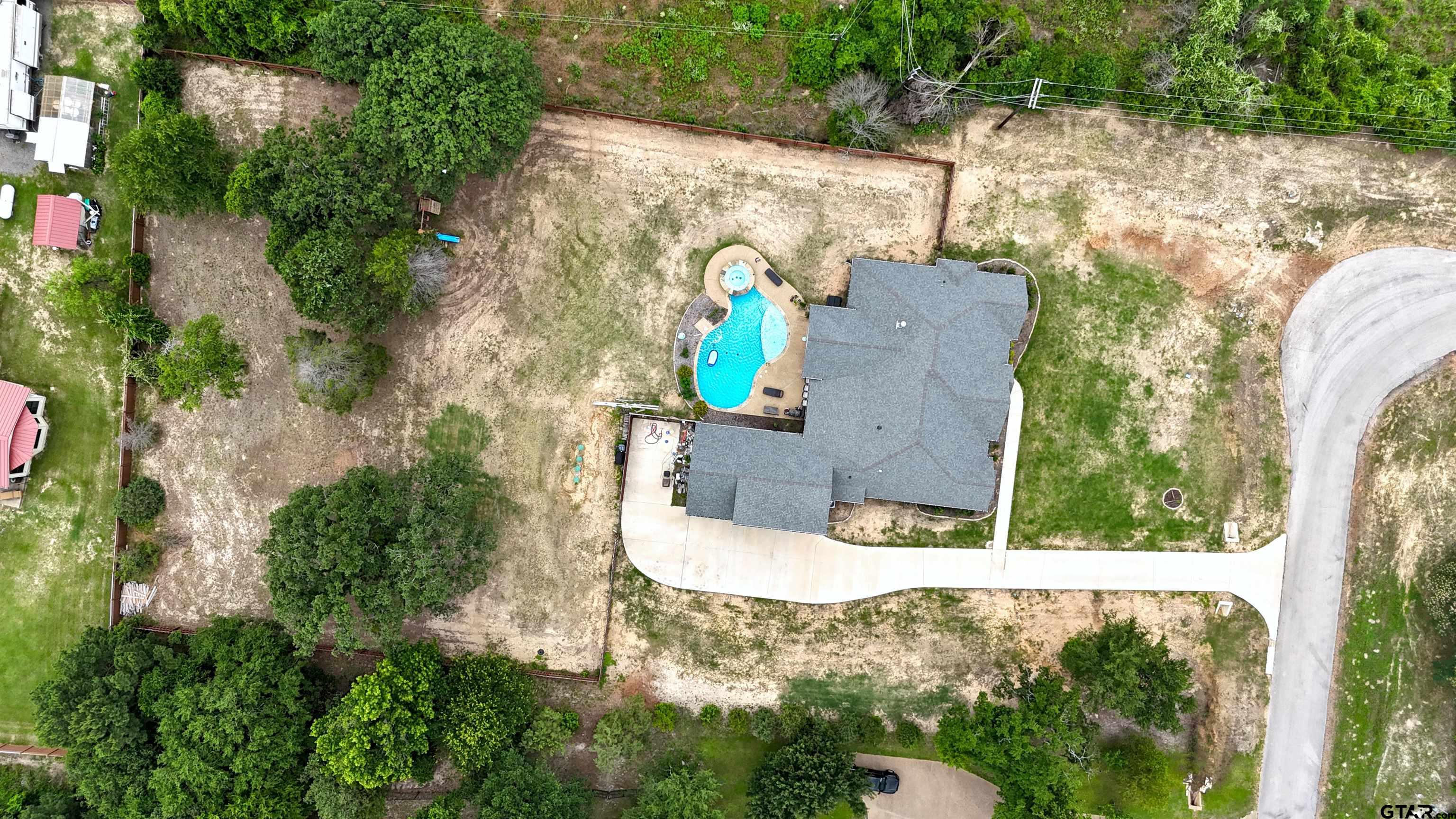 4999 Lago Vista Dr