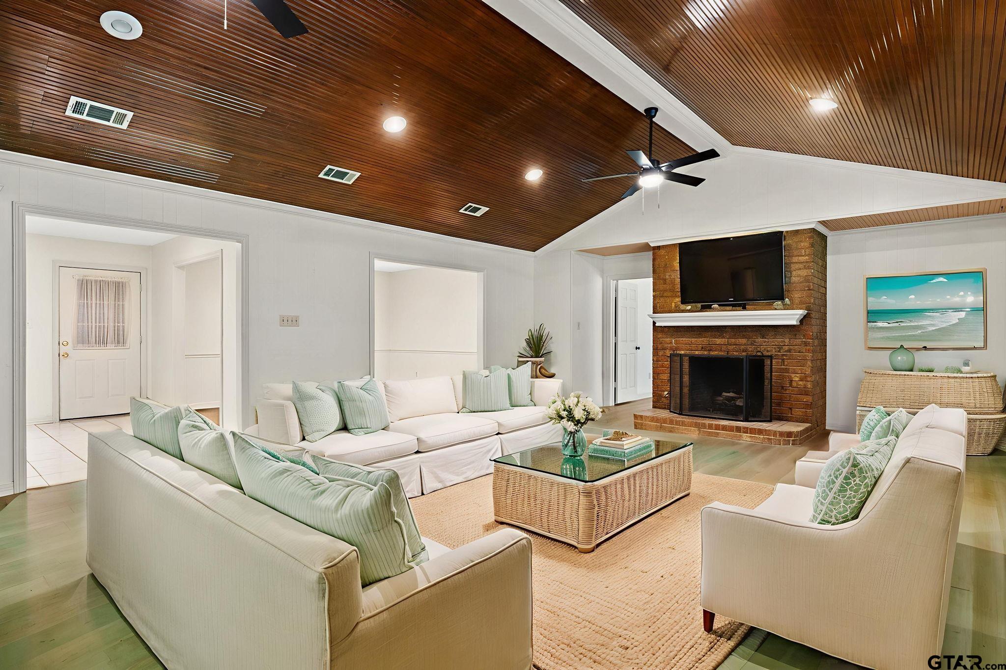 521 Sunnyside Dr