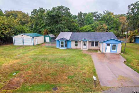 A home in Gun Barrel City