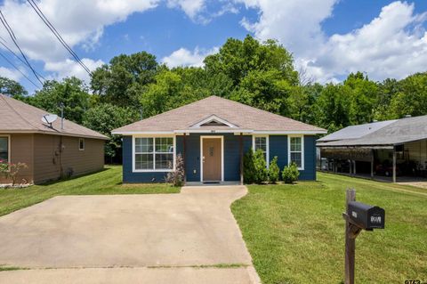 1107 East 8th Mount Pleasant TX 75455