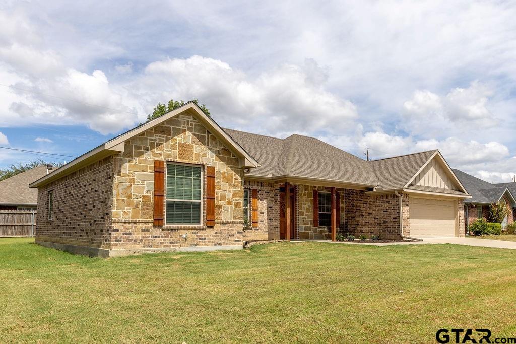 403 Austin Acre