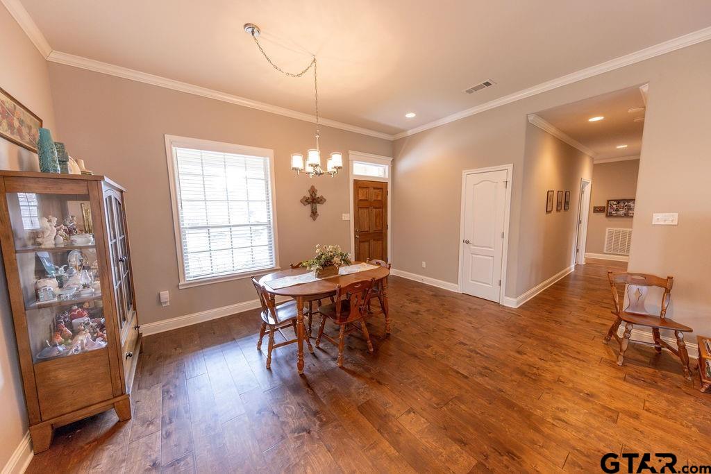 403 Austin Acre