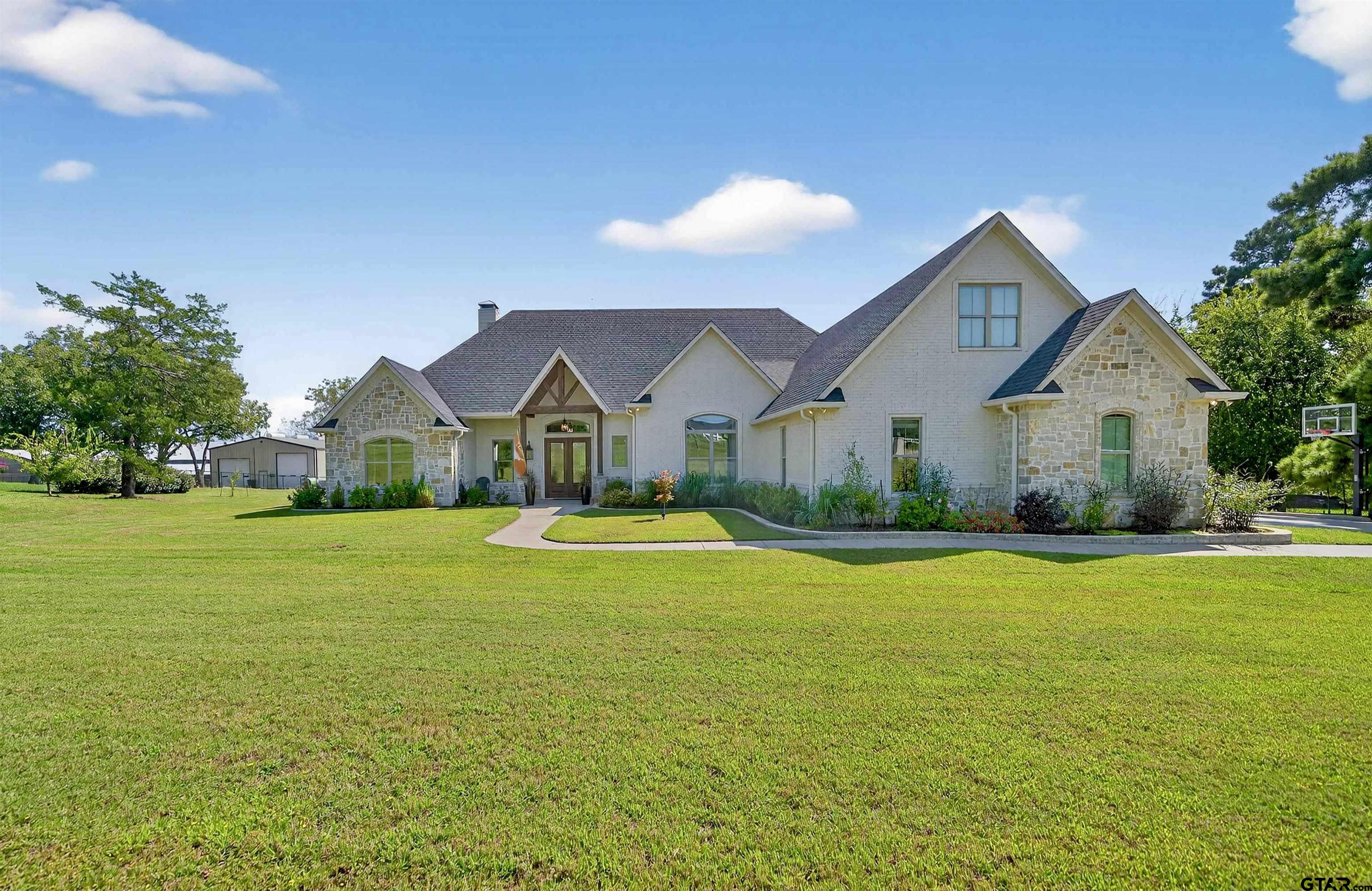 11855 County Road 1169