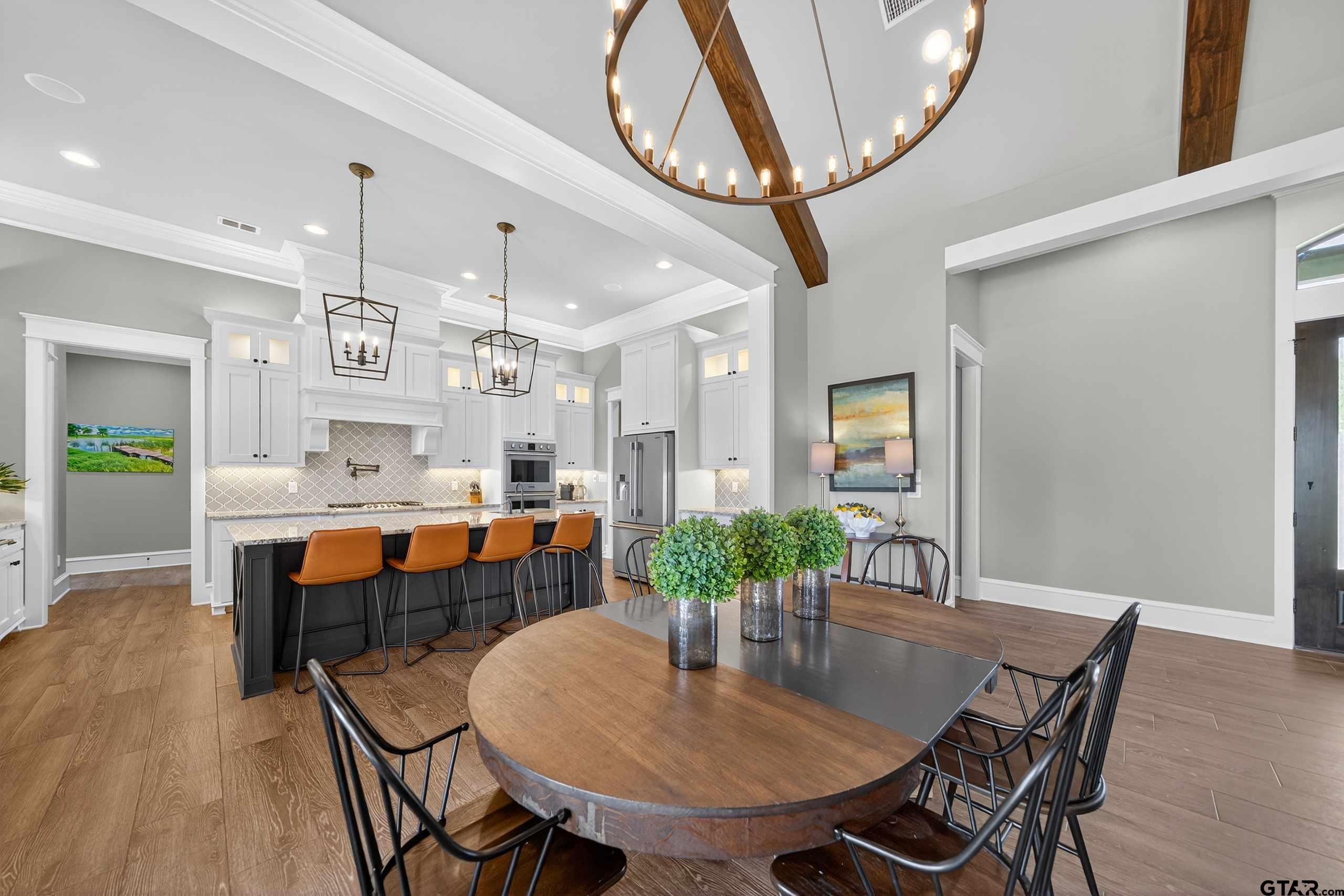 11855 County Road 1169