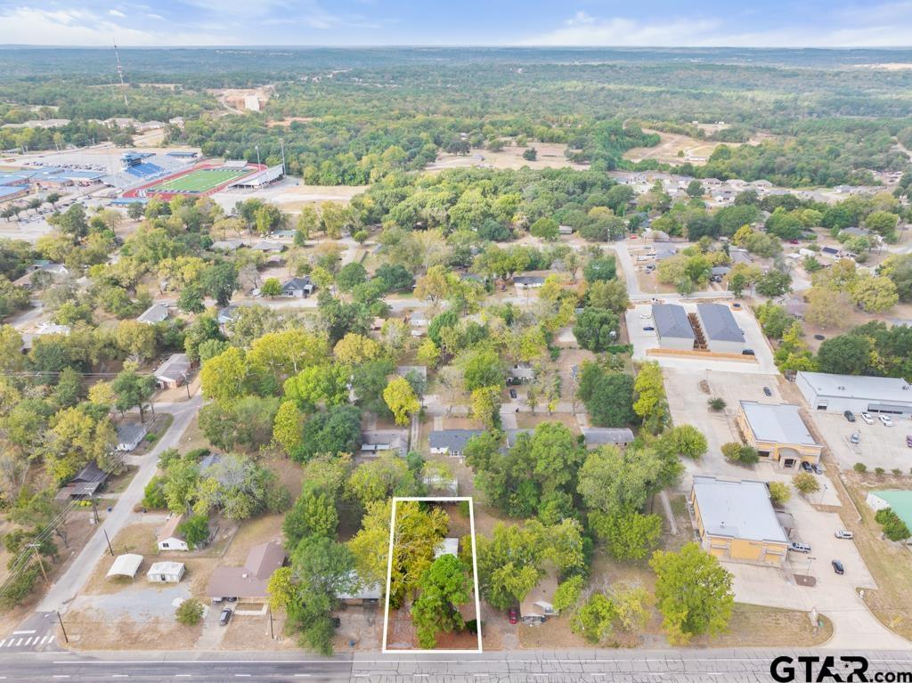 510 N Main Street (Hwy 69)