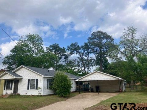 320 S Boon Avenue Tyler TX 75702